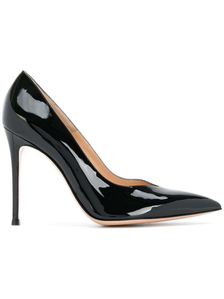 Gianvito Rossi Pointed Toe Pumps - Black
