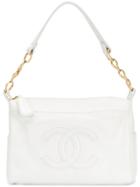 Chanel Vintage Cc Logo Quilted Shoulder Bag - White