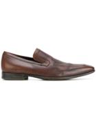 Gucci Vintage Pointed Toe Loafers - Brown