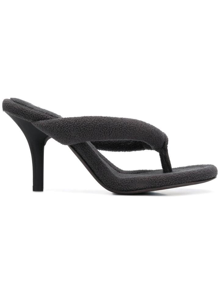 Yeezy Thong Sandals - Grey