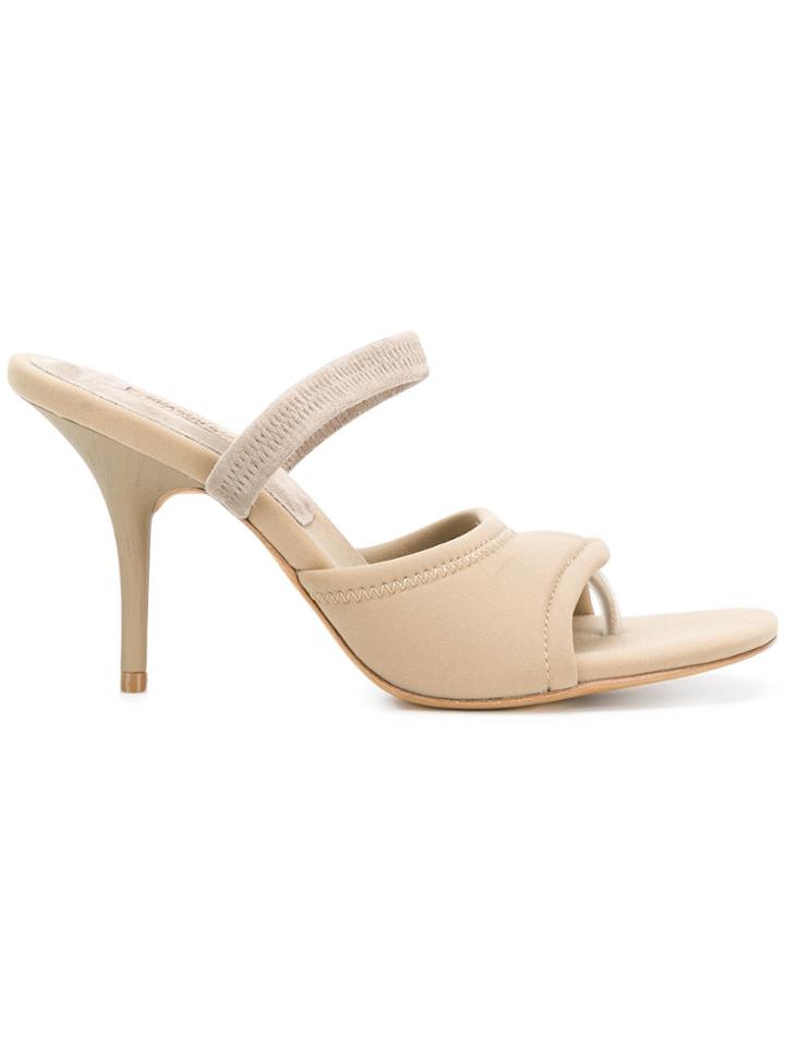 Yeezy T-bar Sandals - Nude & Neutrals