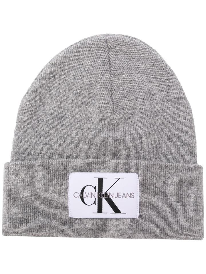 Calvin Klein Jeans Logo Patch Beanie - Grey