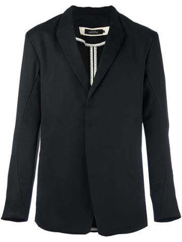 A New Cross Minimal Blazer