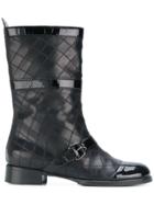 Chanel Vintage Quilted Slip-on Boots - Black