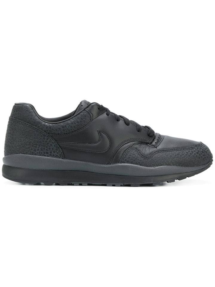 Nike Air Safari Sneakers - Black