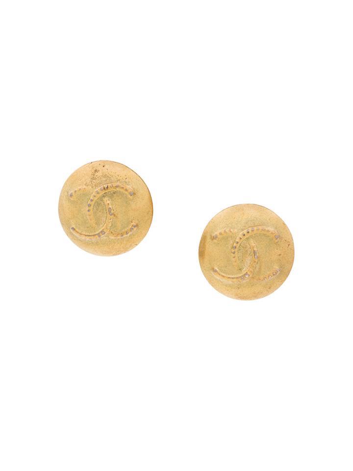 Chanel Vintage Logo Embossed Round Earrings - Metallic