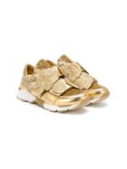 Quis Quis Floral Embroidered Sneakers - Metallic