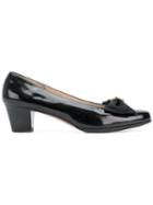 Salvatore Ferragamo Pre-owned Pointed Toe Pumps - Black