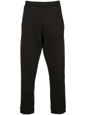 032c - Black