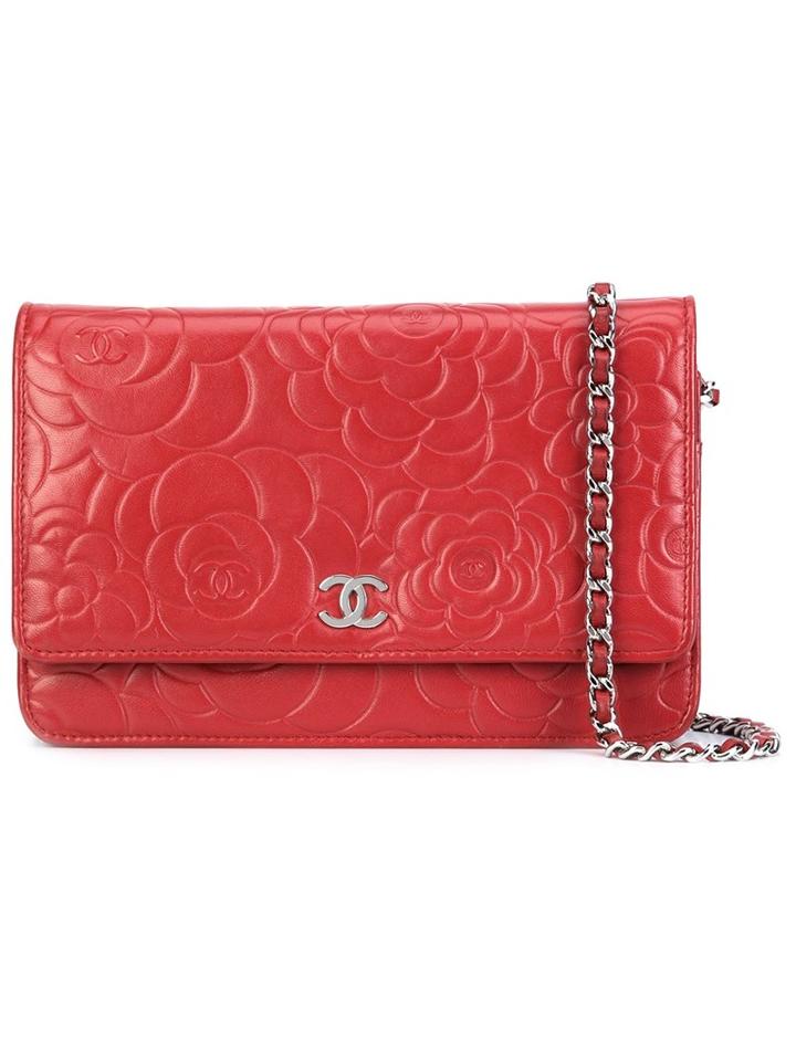 Chanel Vintage Camellia Chain Wallet