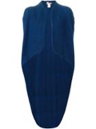And Re Walker Wavy Pattern Cape