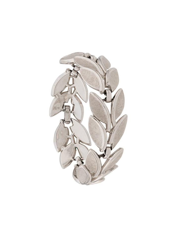 Susan Caplan Vintage 1960s Trifari Laurel Bracelet - Silver