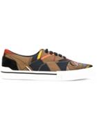 Versace Geometric Pattern Sneakers - Multicolour