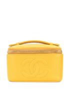 Chanel Pre-owned Cc Cosmetic Hand Bag Vanity - Yellow