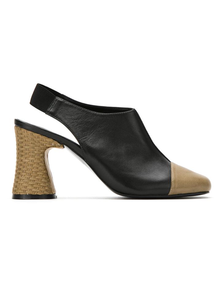 Mara Mac Leather Pumps - Black