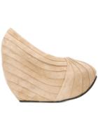 Minimarket 'pleat' Pump