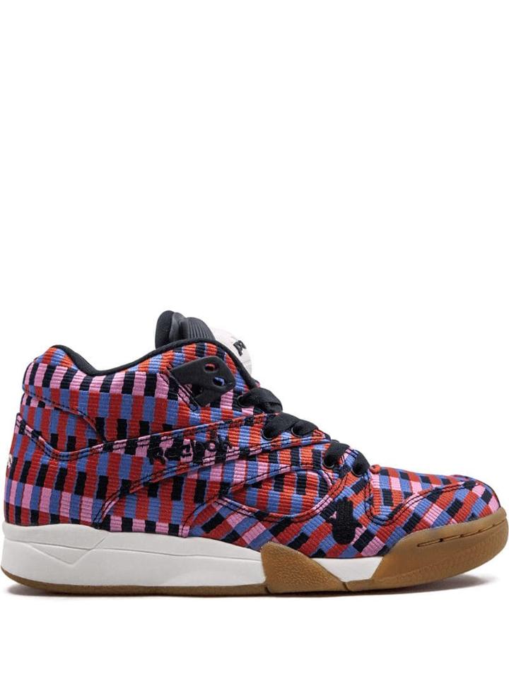 Reebok Court Victory Pump Me Sneakers - Pink
