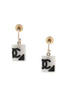 Chanel Pre-owned Diamond Quilted Cc Earrings - White