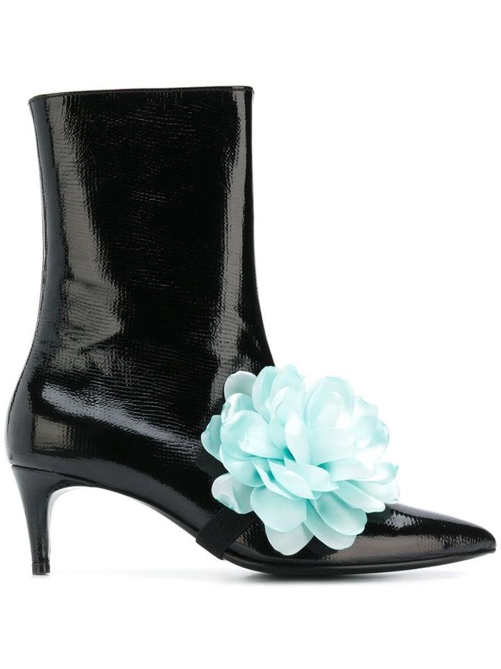 Leandra Medine - Black