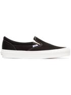 Vans Black And White Ua Classic Slip-on Dx Cotton Sneakers