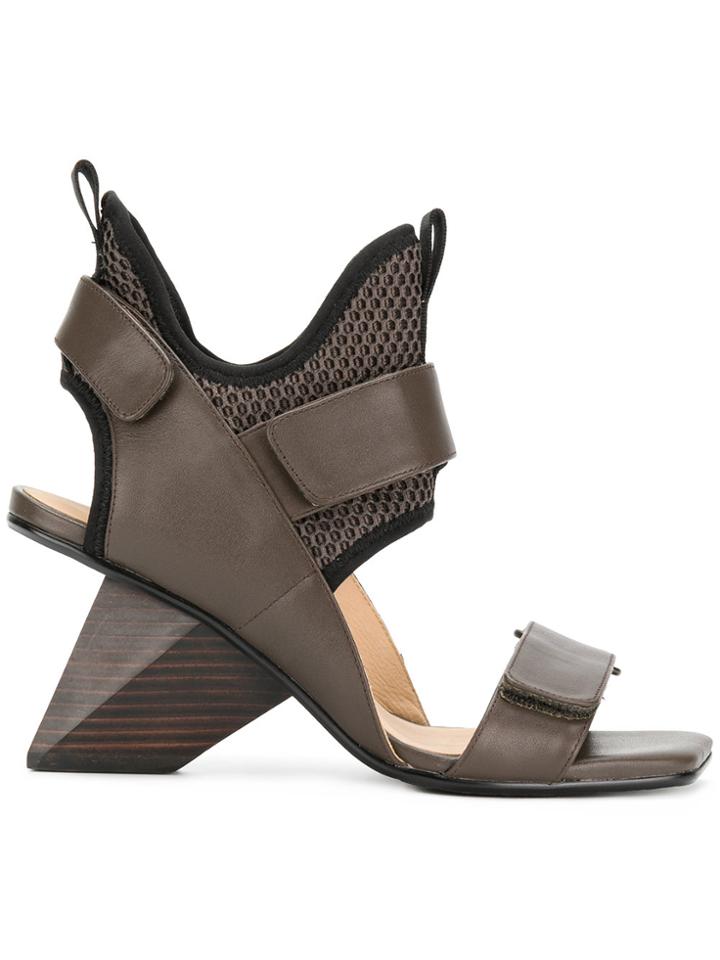 Issey Miyake Rise Sandals - Brown