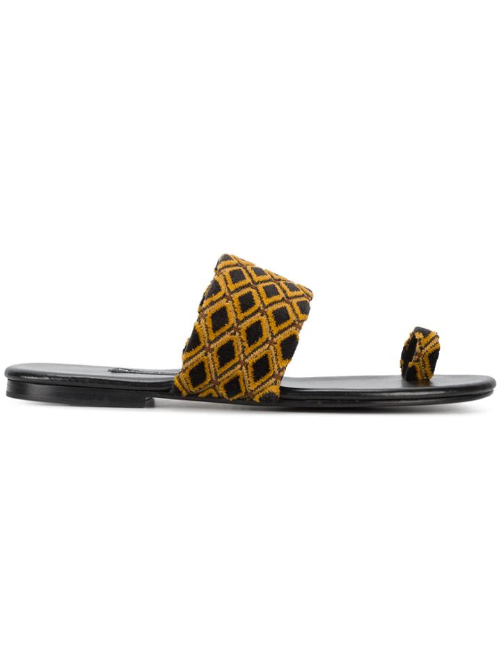 Newbark Woven Roma V Sandals - Brown