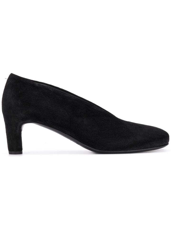 Del Carlo Round Toe Pumps - Black