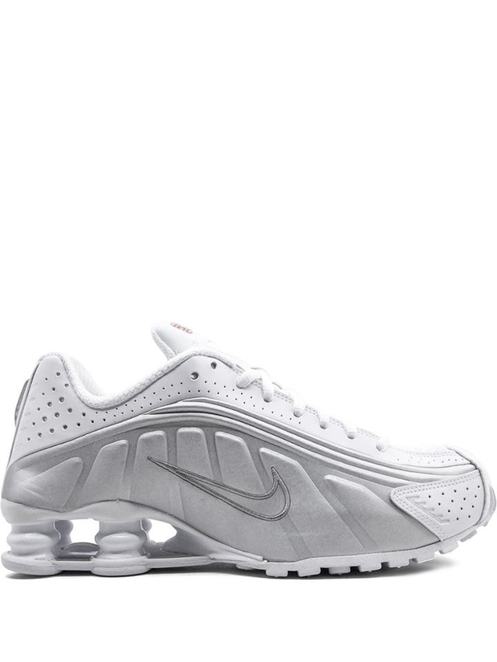 Nike Shox R4 Sneakers - White