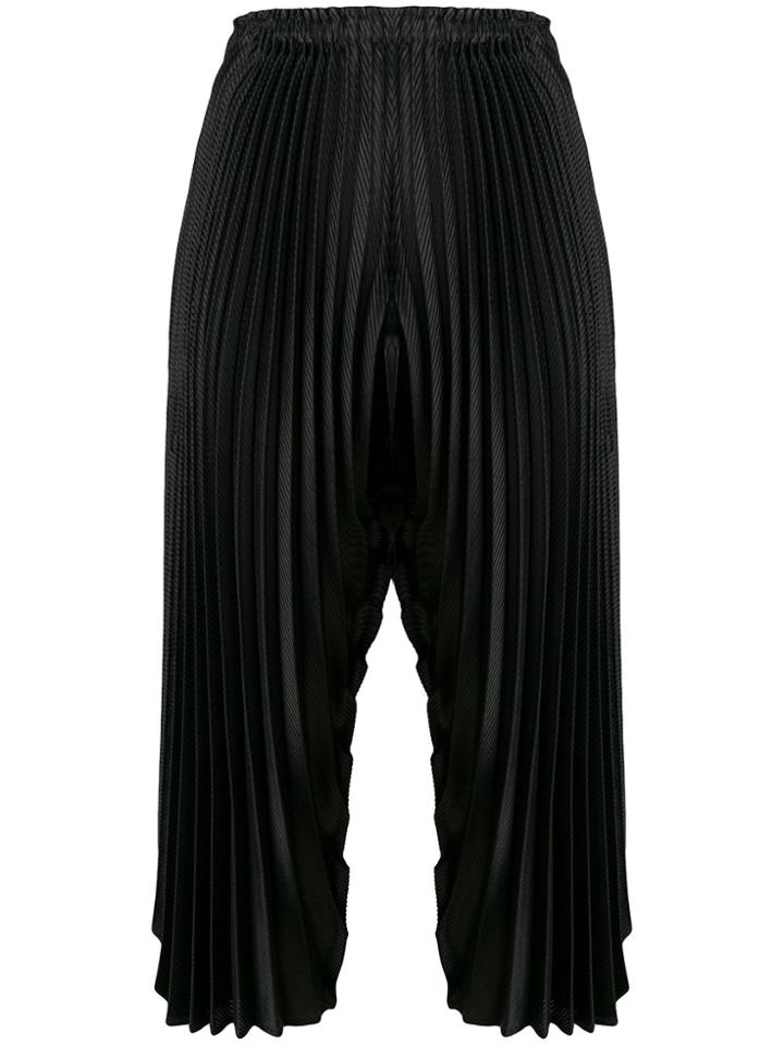 Issey Miyake Pleated Cropped Trousers - Black