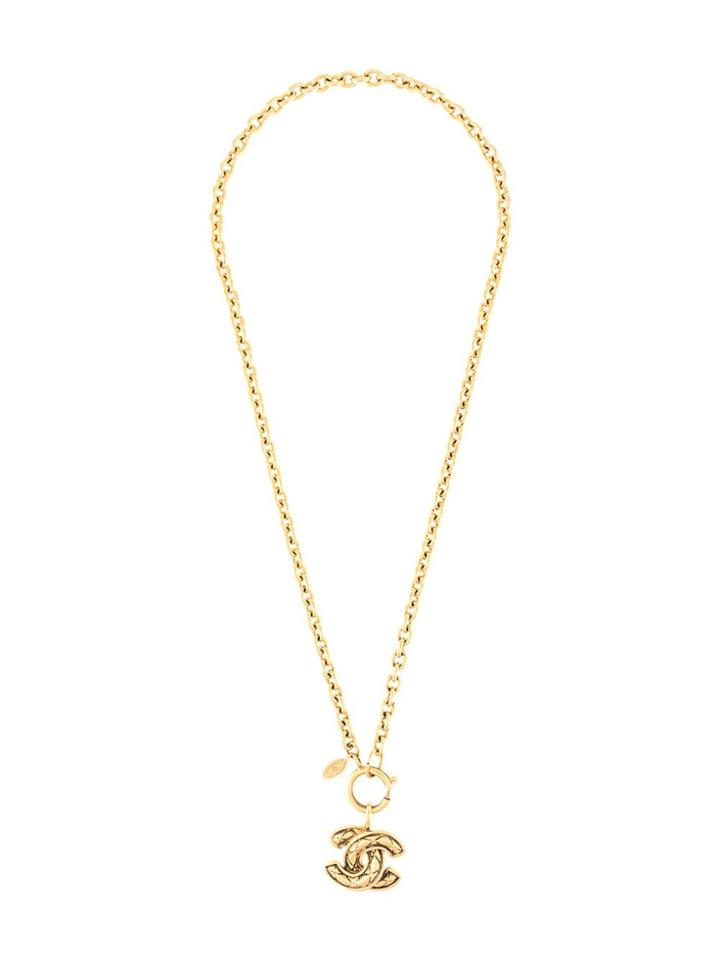 Chanel Pre-owned Diamond Embossed Pendant Necklace - Gold