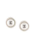 Chanel Pre-owned Rope Edge Round Cc Earrings - Silver