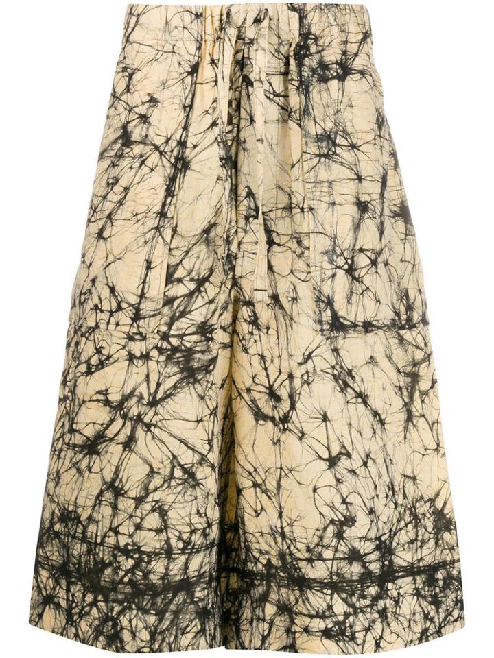 Issey Miyake Men Oversized Printed Shorts - Neutrals