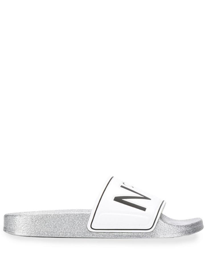 Nº21 - White