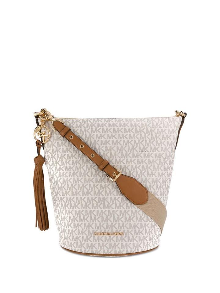 Michael Kors Brooke Medium Bucket Bag - Neutrals