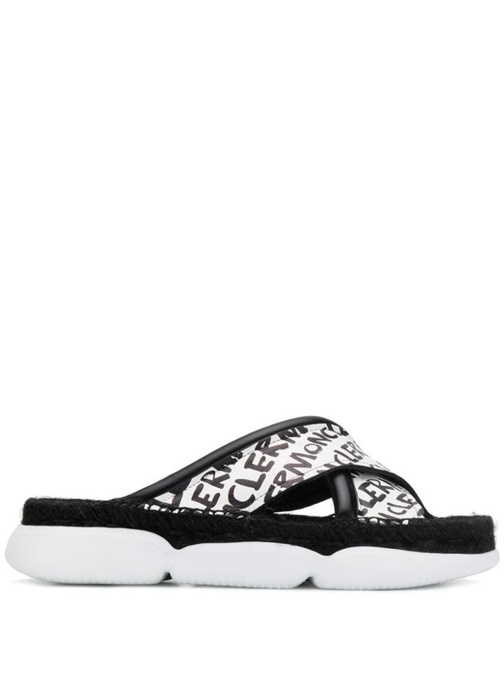 Moncler Logo Print Slides - Black