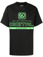 Pleasures Digital Print T-shirt - Black