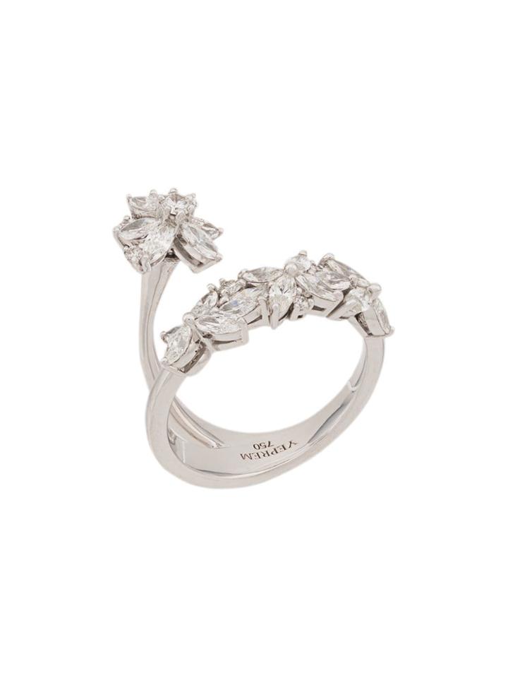 Yeprem Twist Effect Ring - White Gold