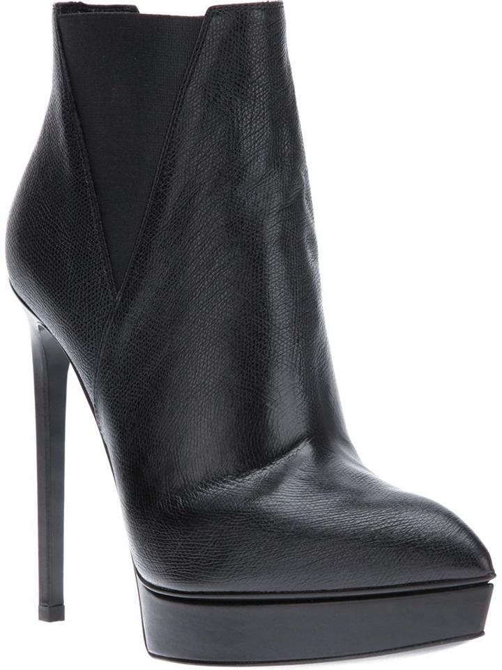 Saint Laurent 'janis' Ankle Boot