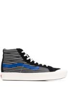Vans Stripe Print Hi-top Sneakers - Black