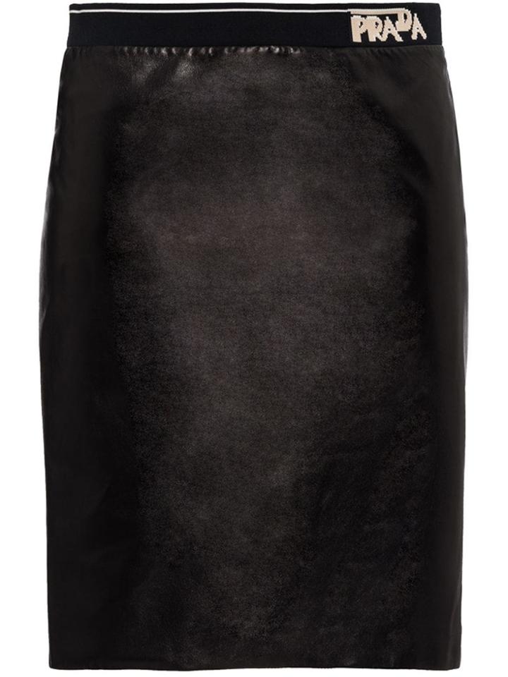 Prada Fitted Leather Skirt - Black