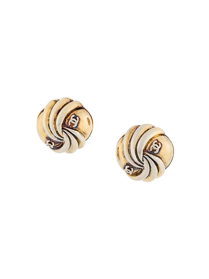 Chanel Vintage Cc Swirl-effect Earrings - Metallic