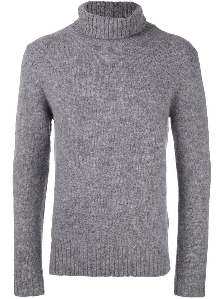 Closed Turtleneck Jumper