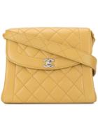 Chanel Vintage Cc Turn-lock Shoulder Bag - Yellow