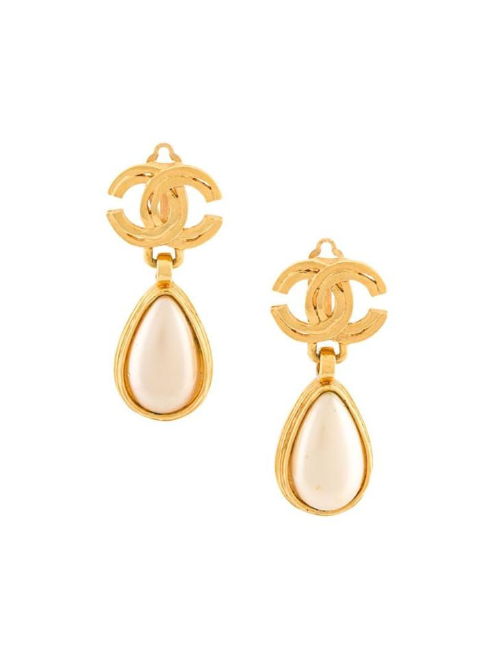 Chanel Vintage Tear Drop Clip-on Earrings