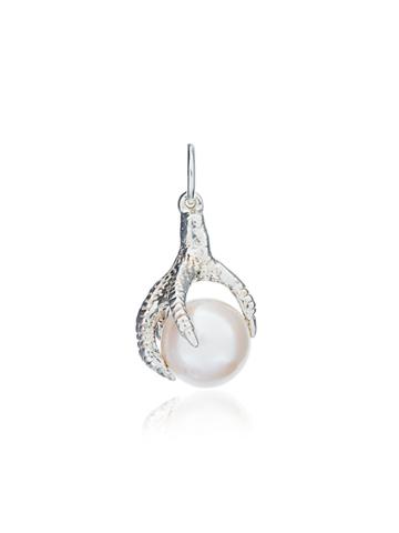 Maria Nilsdotter Goldplated Silver With Pearl Claw Earring - Metallic
