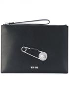 Versus Safety Pin Clutch - Black