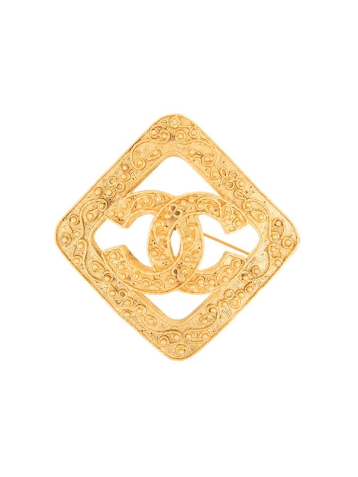 Chanel Vintage Diamond Cc Brooch - Metallic
