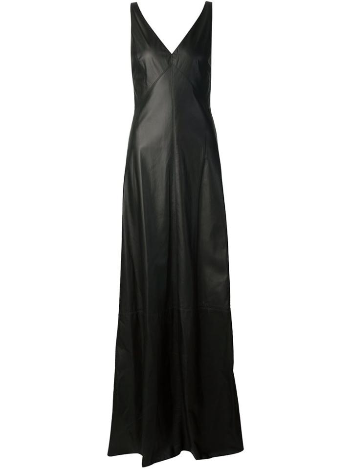 Vera Wang Plunging Neck Gown