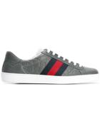 Gucci Ace Signature Low-top Sneakers - Grey
