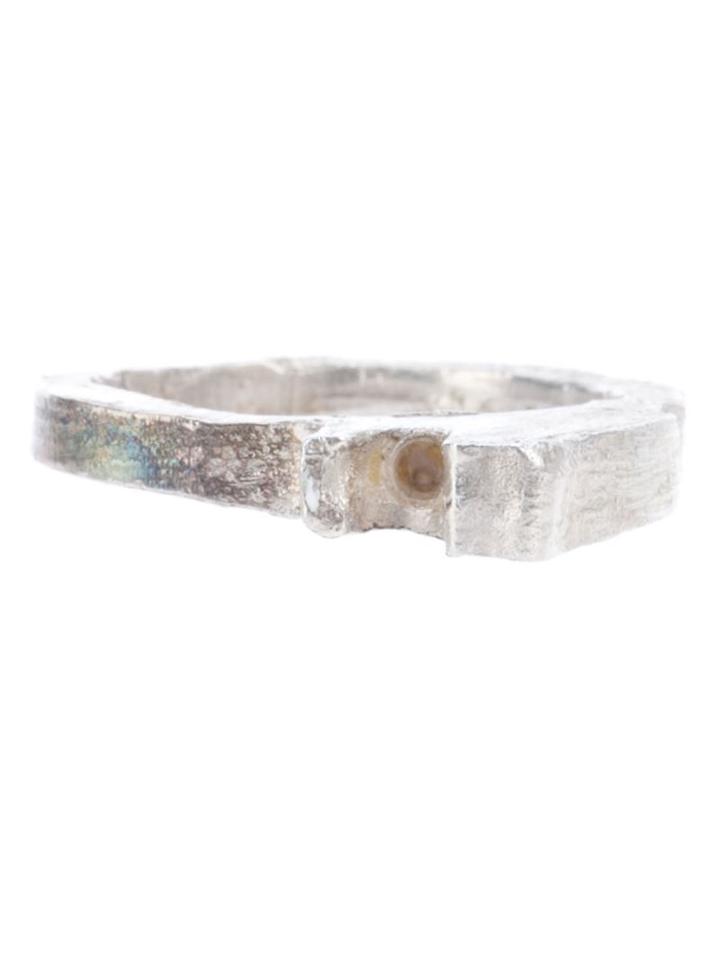 Alice Waese 2 Prong Carved Ring, Adult Unisex, Size: R, Metallic, Silver